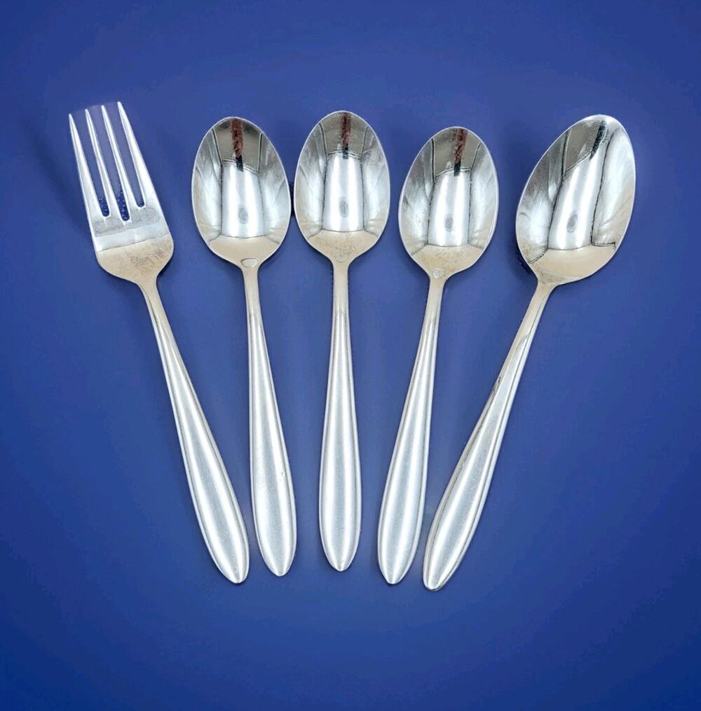 Oneida MOONCREST Stainless Lot 5 Glossy Flatware Spoon Fork